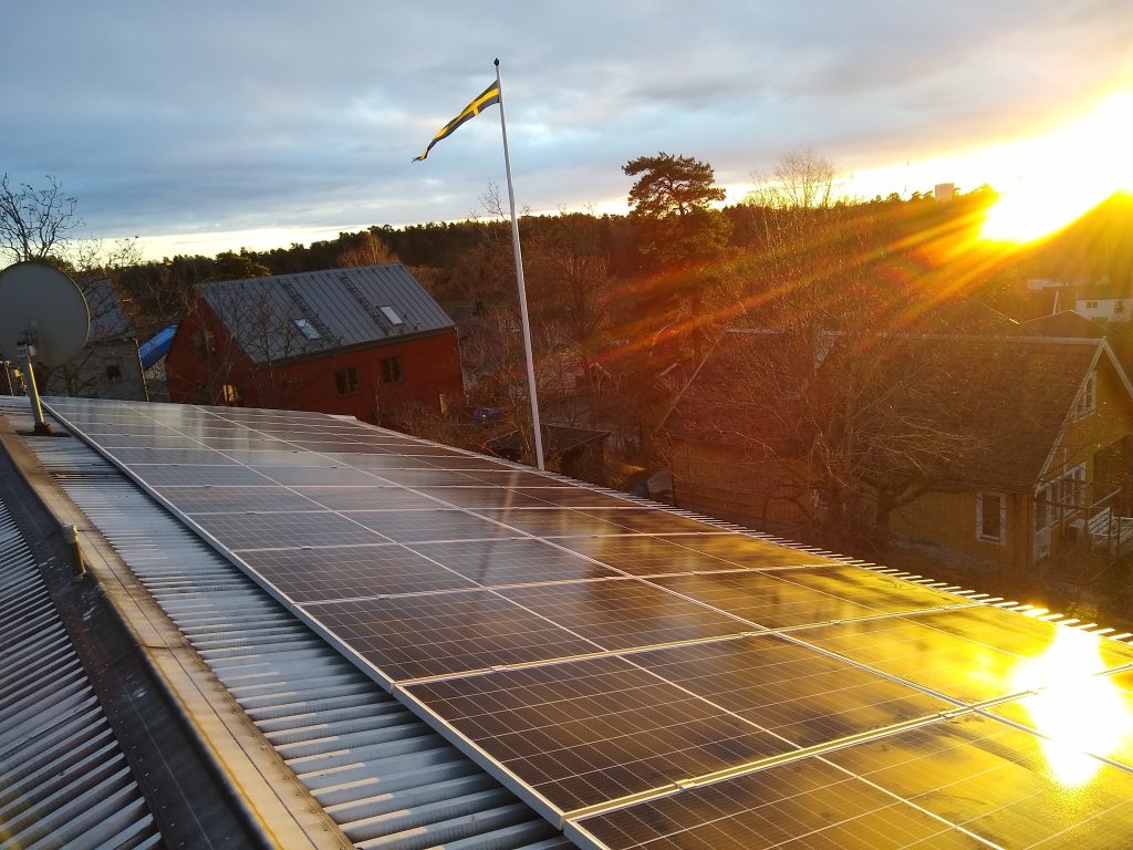 DAH Solar lança módulos solares com células que podem atingir eficiência de conversão energética de 26,5% - Fitec Tec News