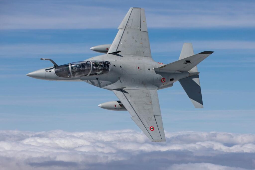 Gigante do ramo aeroespacial prioriza sustentabilidade com metas ambiciosas de descarbonização - Fitec Tec News