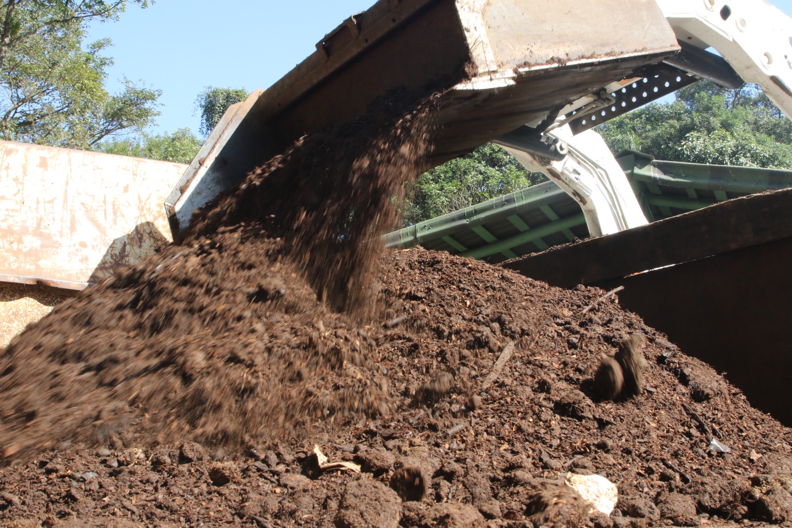 Núcleo de Produção de Composto Orgânico fomenta gestão de resíduos na capital paulista