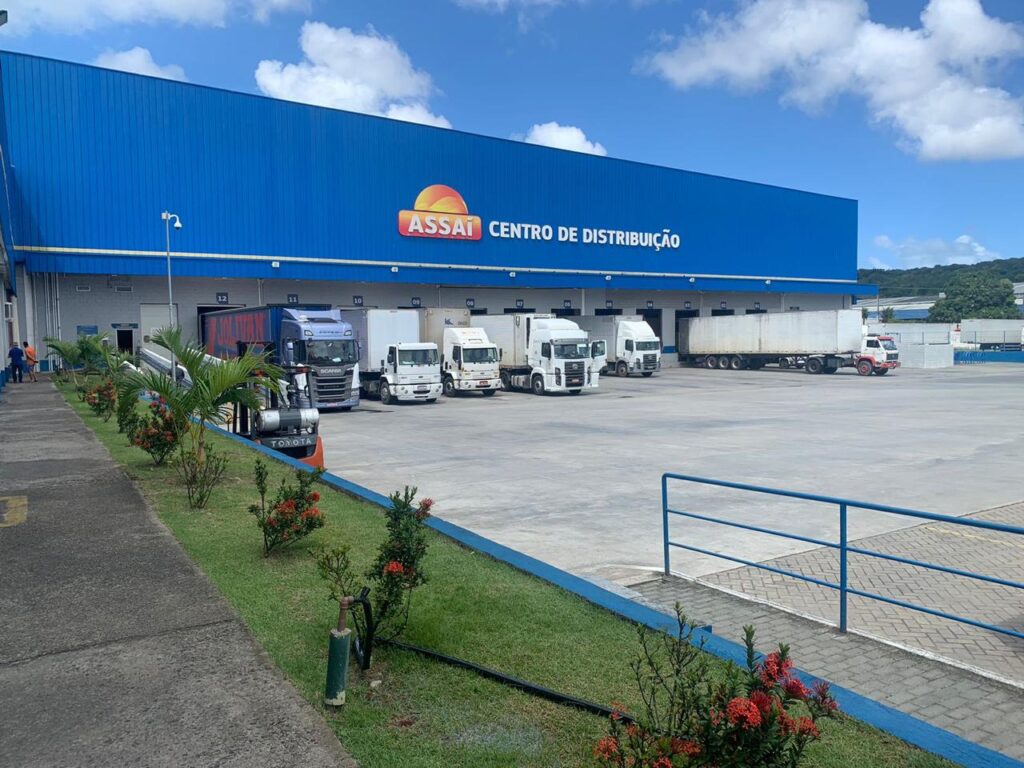 Parceria entre Assaí e CHEP evita descarte de 5 milhões de kg de pallets e emissão de quase 6 mil toneladas de CO2 - Fitec Tec News