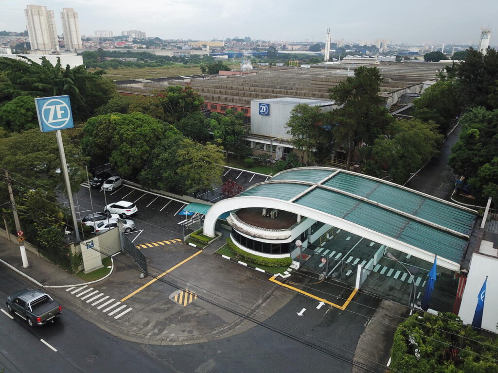 ZF amplia iniciativas ambientais com a reutilização de caixas para armazenamento e transporte - Fitec Tec News