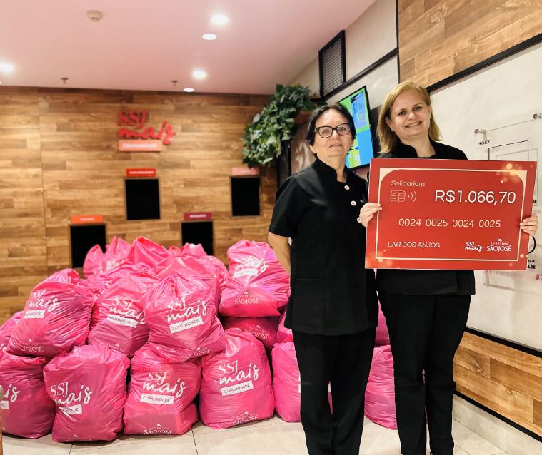 Doação de mais de 5 toneladas de produtos transforma Shopping São José em um polo de solidariedade paranaense