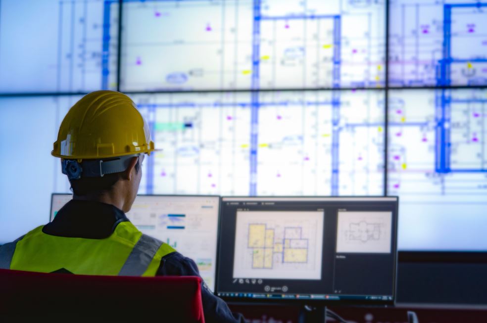 Indústrias adotam equipamentos de média e baixa tensão sustentáveis para alcançar net zero