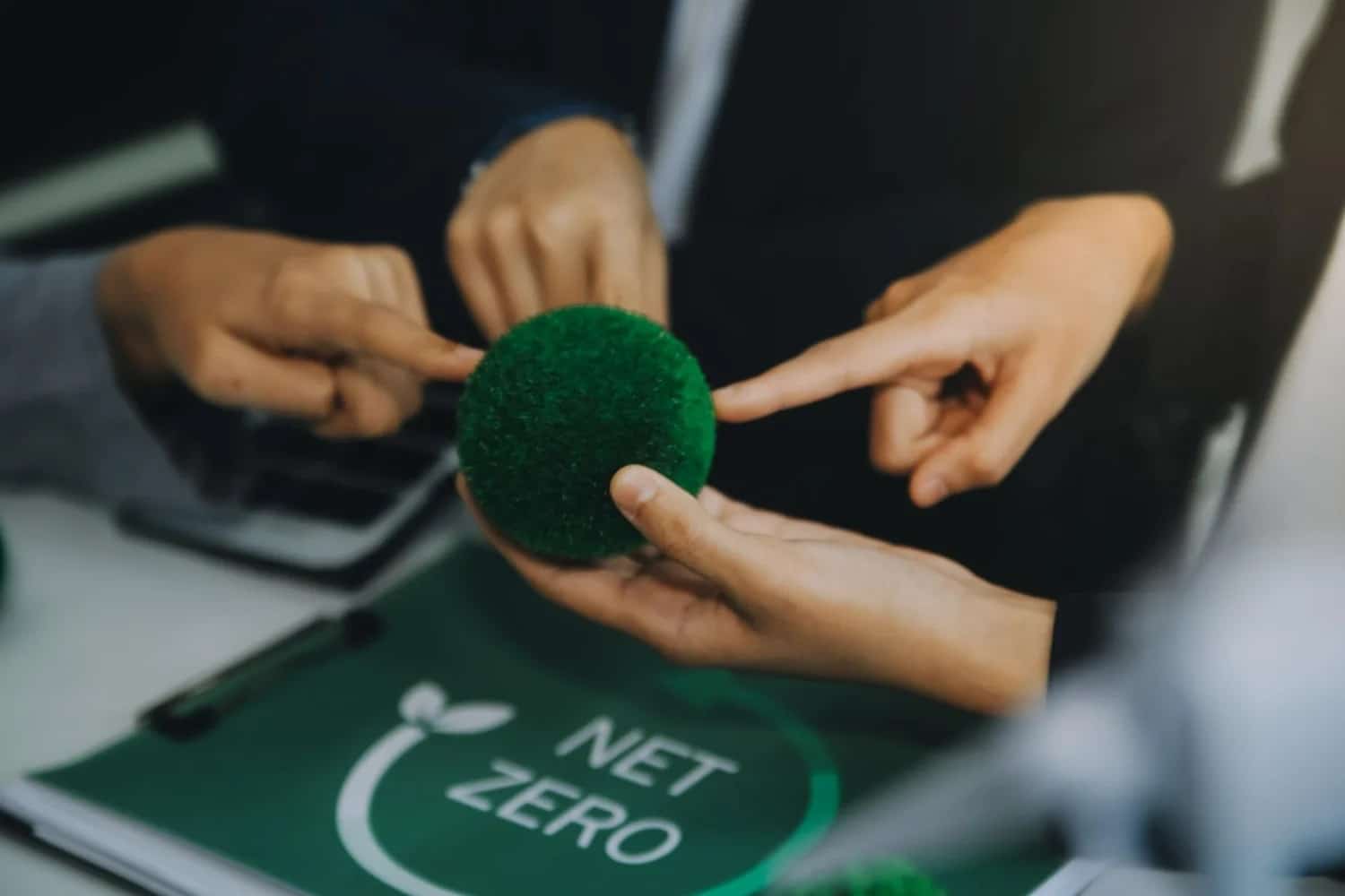 Setores se empenham, por meio da inovação, para neutralizar emissões de carbono - Fitec Tec News