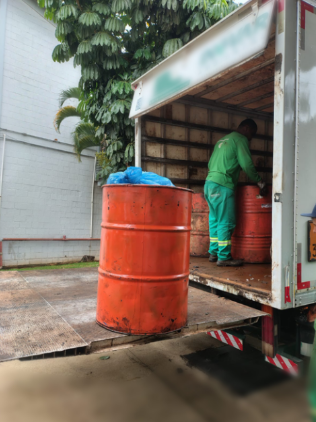 Resíduos de laboratório ganham destinação correta com projeto de logística reversa da Merck e FUNED