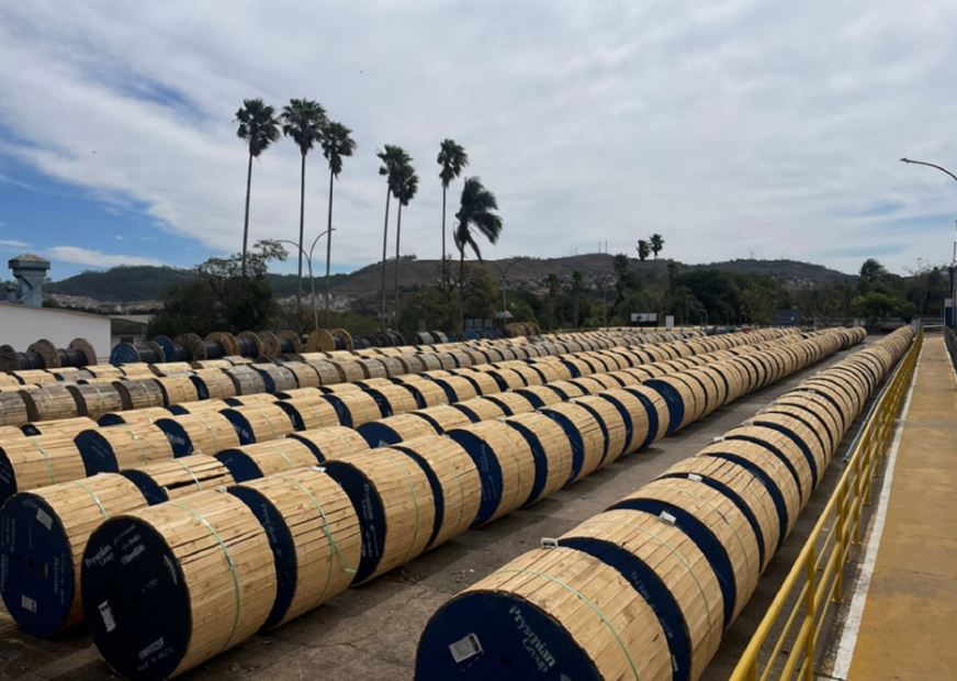 Empresas investem na logística reversa de bobinas para proteger o meio ambiente