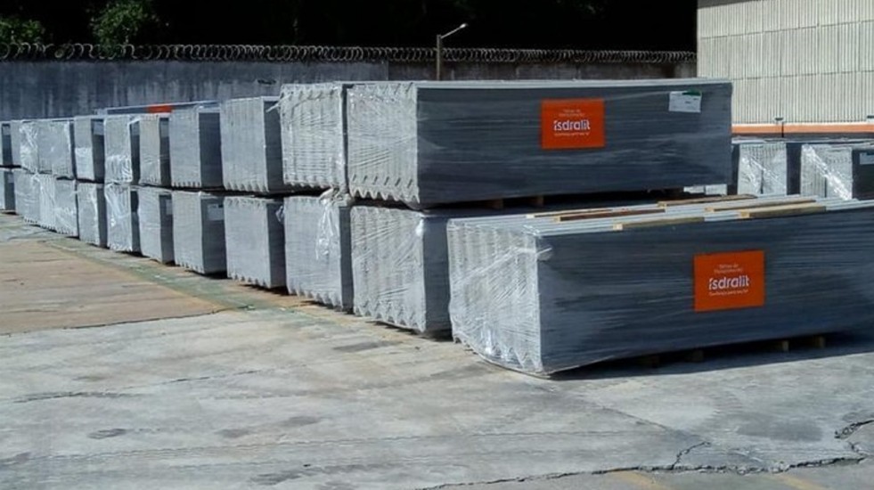 Reaproveitamento inteligente transformam resíduos em novas telhas - Fitec Tec News