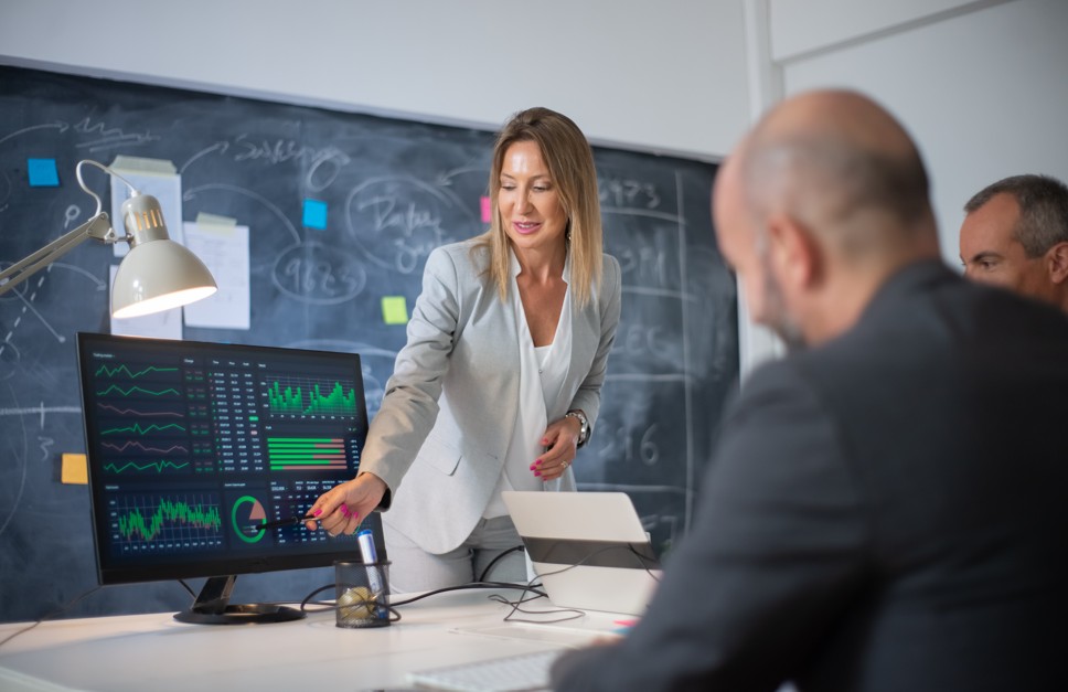 Nova Resolução CVM 244 revoga obrigatoriedade de Relatórios ESG e divide o mercado - Fitec Tec News